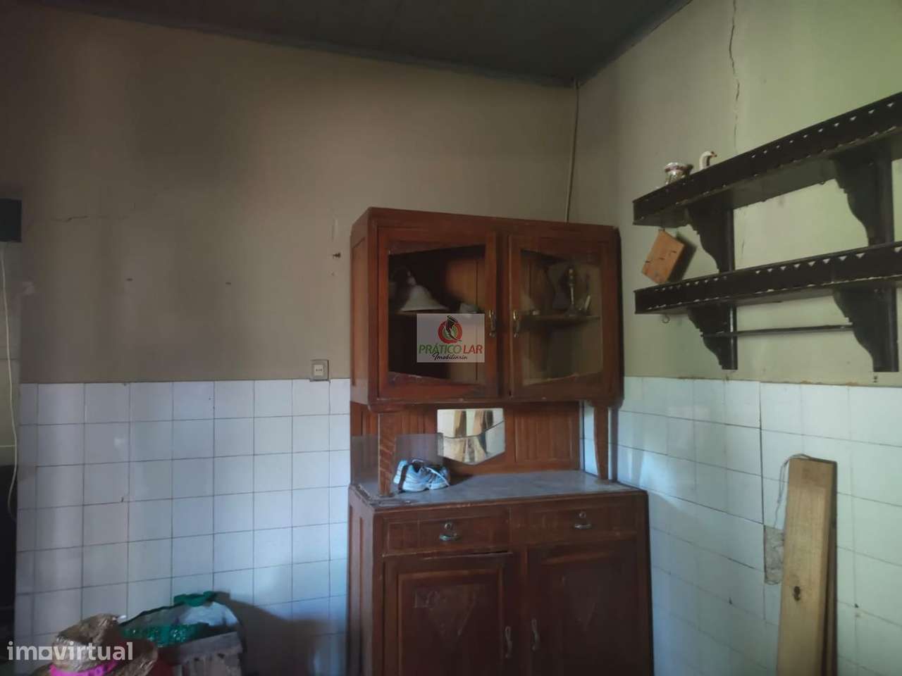 Moradia para restaurar  com terreno para construção em Nariz-25