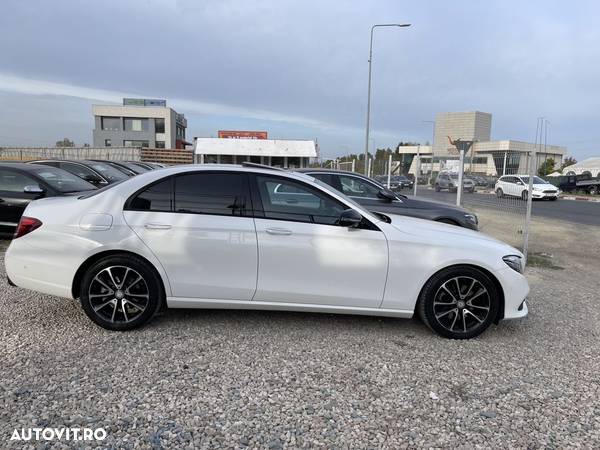 Mercedes-Benz E 220 d 9G-TRONIC AMG Line - 39