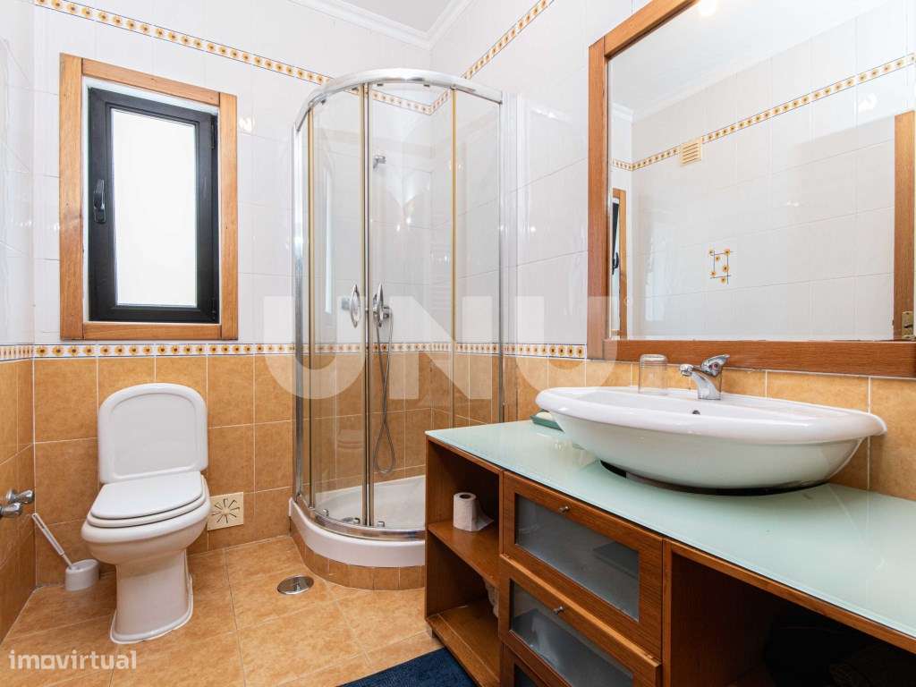 Moradia T4 na Castanheira do Ribatejo, Vila Franca de Xira!-34