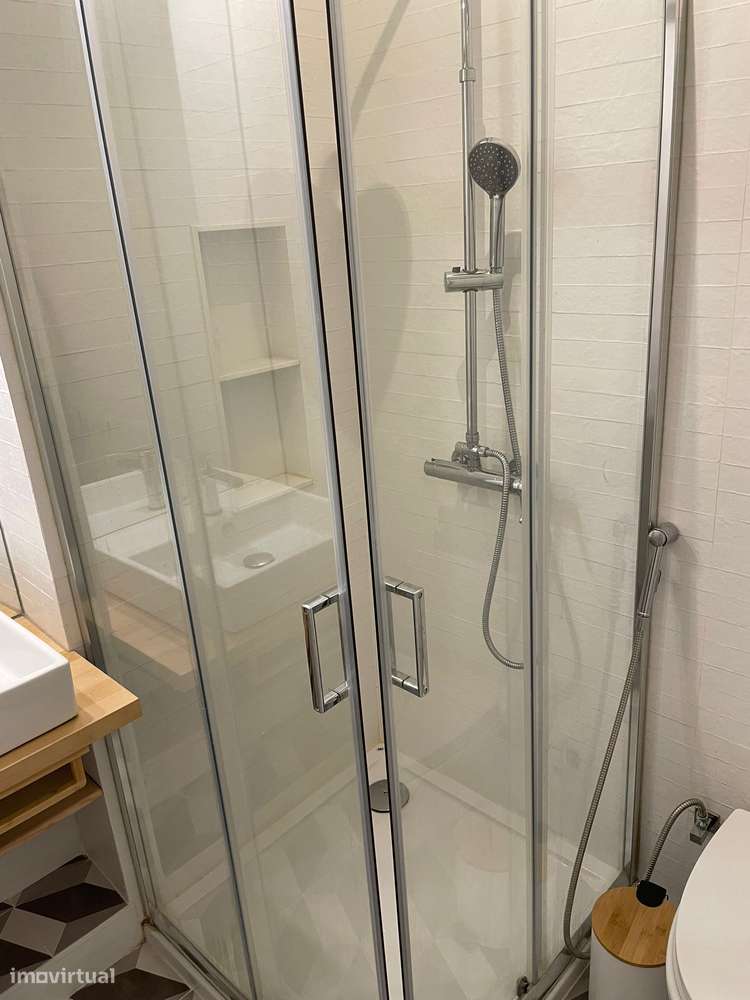 Excelente apartamento T1 localizado em zona histórica - Grande imagem: 5/12