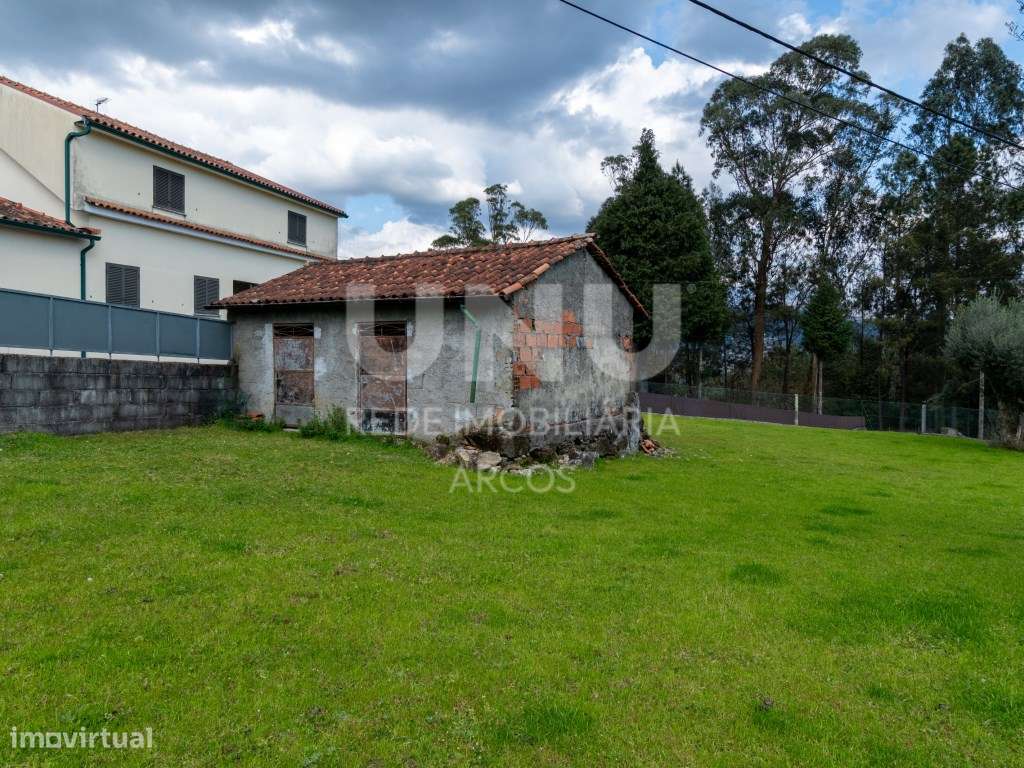 Moradia Bi-Familiar-37