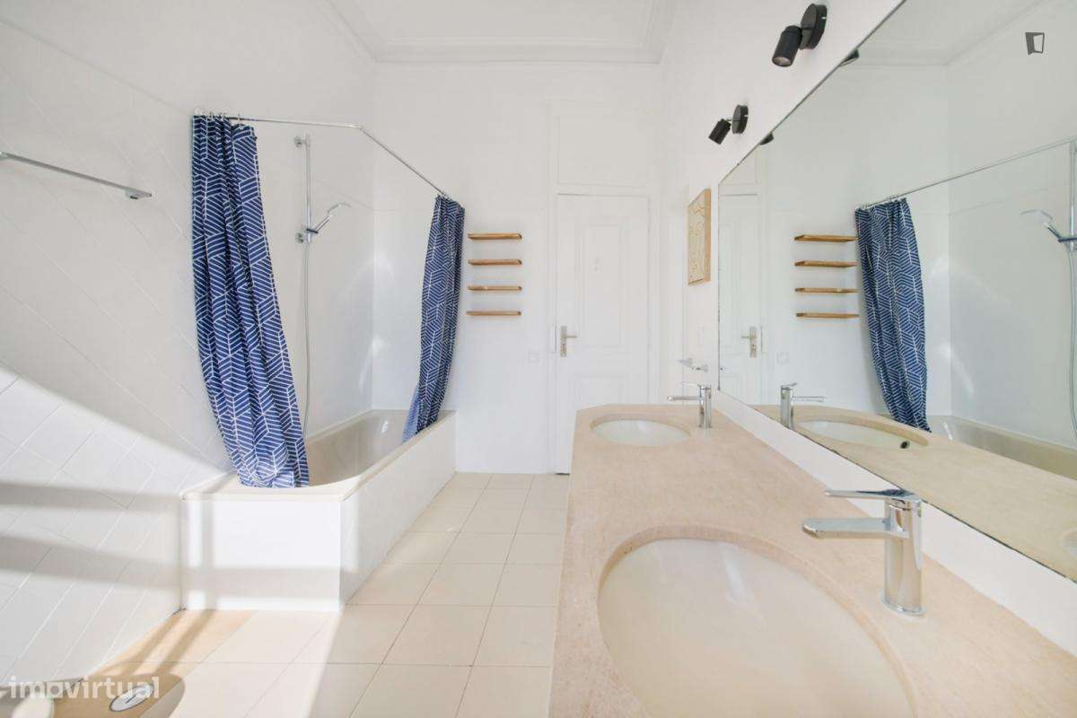 Quarto - localizado em Cais do Sodré Lisbon - Grande imagem: 3/9