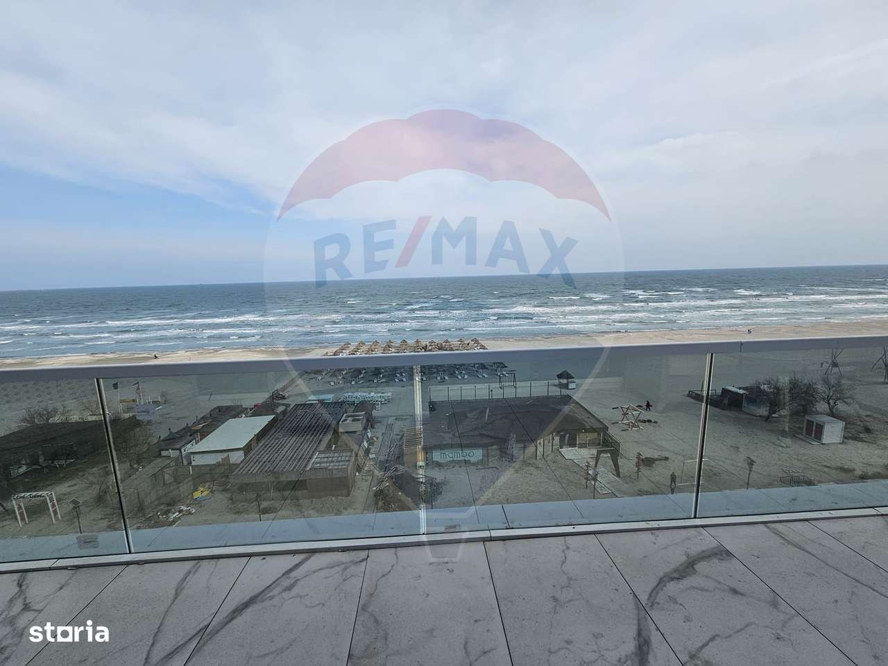 Apartament 3 camere cu terasa 50mp frontala spre mare în Mamaia Nord-8