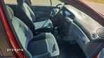 Renault Scenic - 17