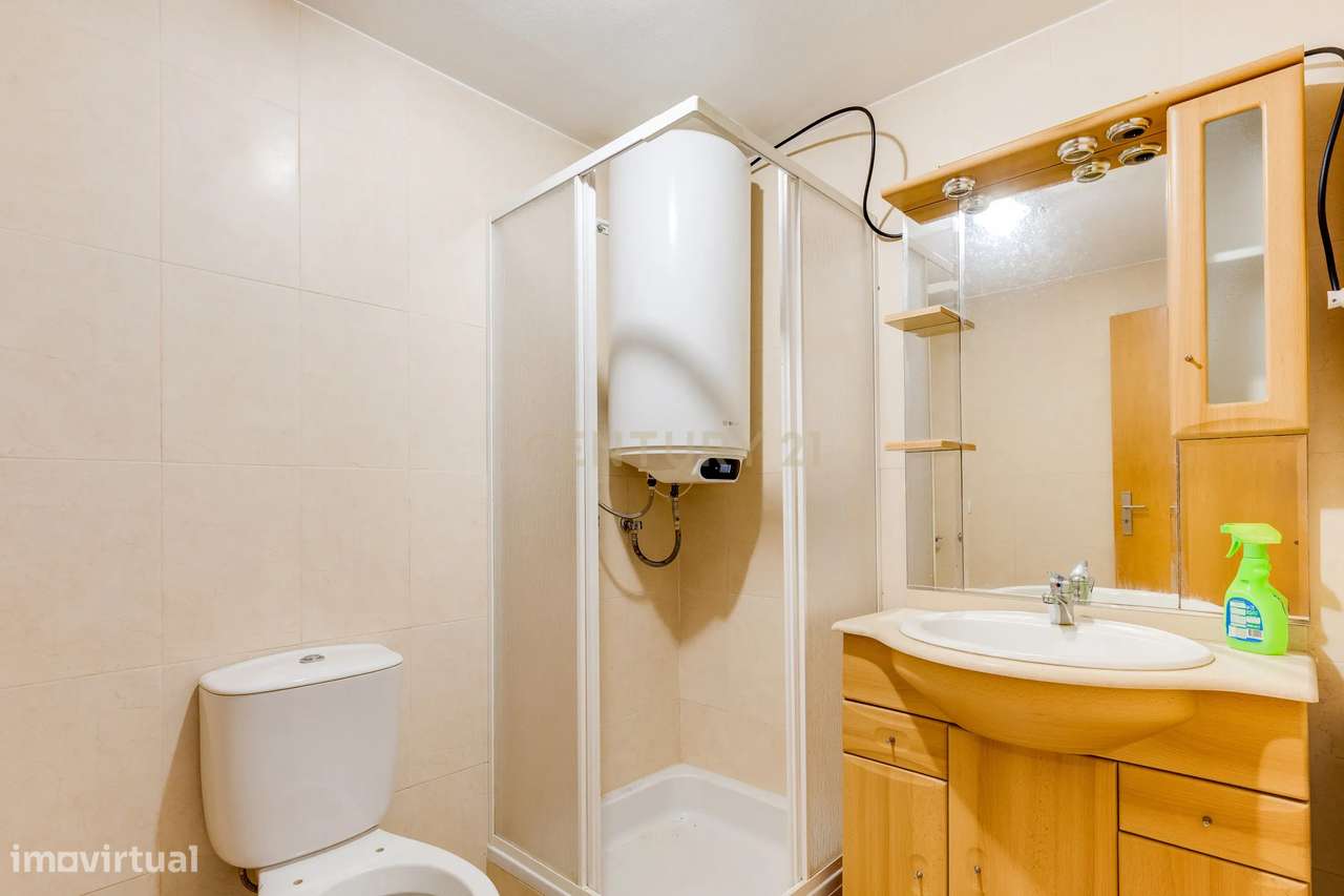 Apartamento T3 de Excelência com Terraço, Garagem Box, no Louriçal - P-23
