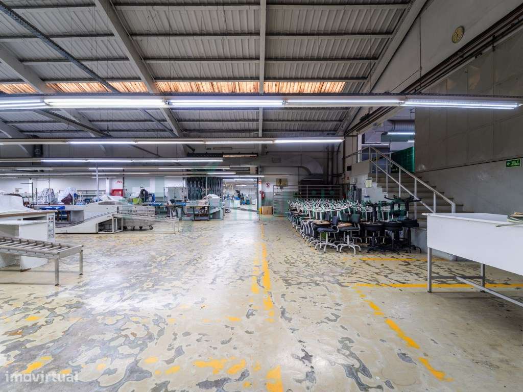 Pavilhão Industrial em Felgueiras - Excelente Oportunidade de Inves...-14