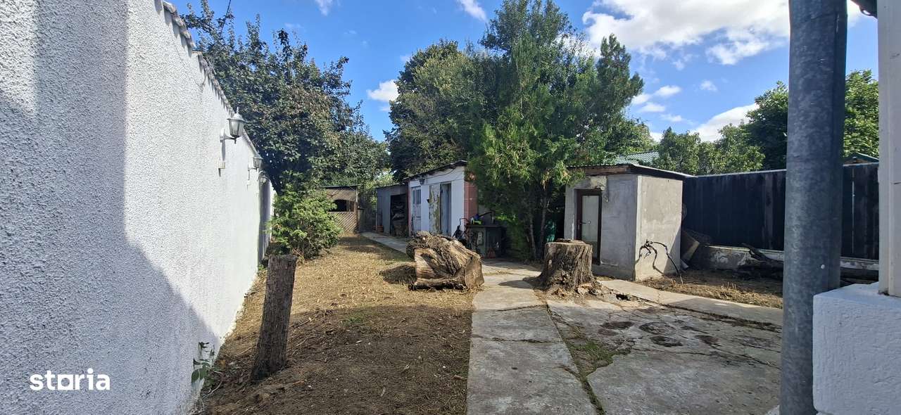 O casă pentru familie, cu grădină și intimitate-15