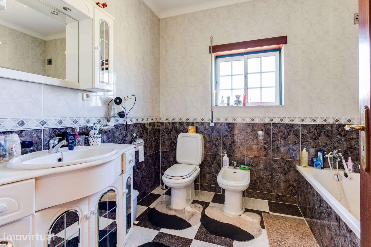 Casa T3 com Vista Panorâmica em Pombal, Leiria-30