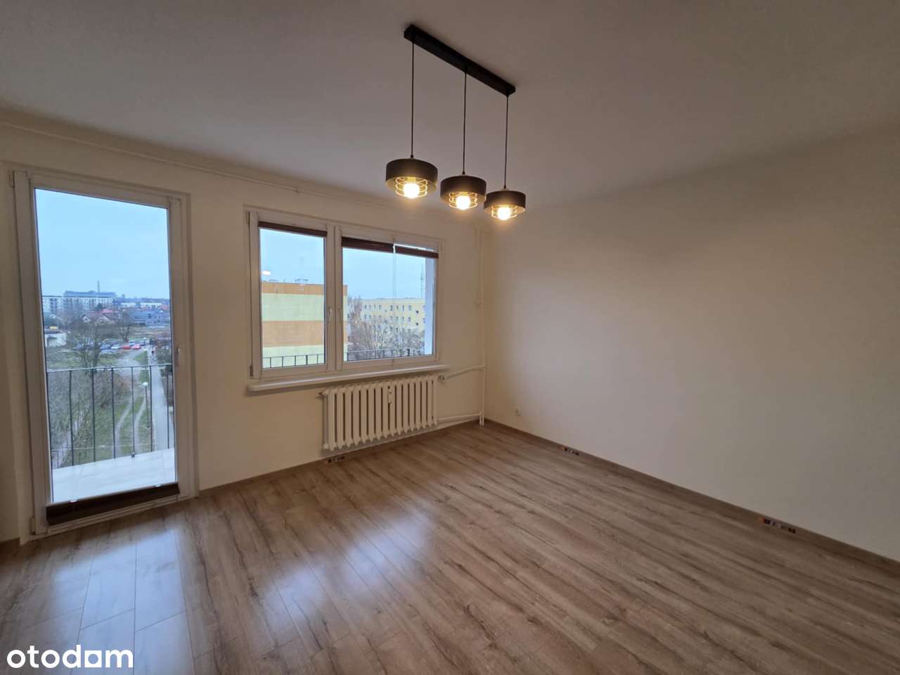 Mieszkanie dwupokojowe z loggią, os. Teklin. Polecam!-3