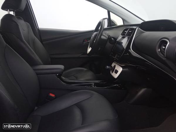 Toyota Prius 1.8 Plug-In Luxury+Pele - 6