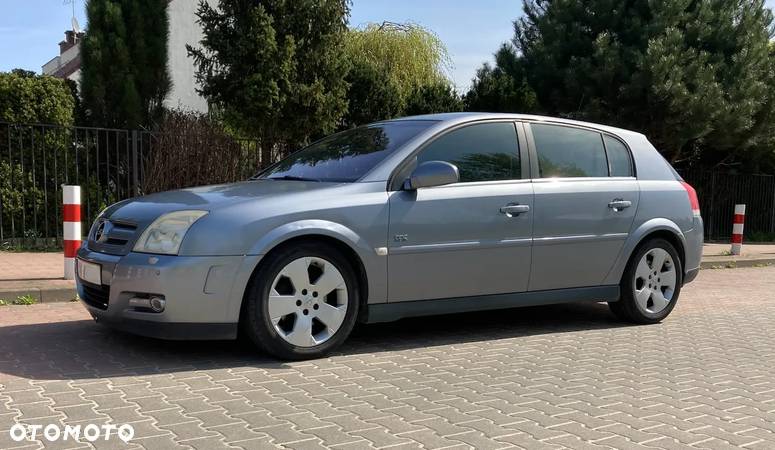 Opel Signum 2.0 T Sport - 1