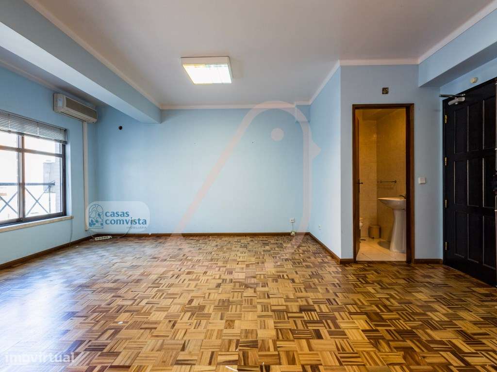 Arrendam-se escritório inseridos no edifício Arcadas com 47 m2 - Grande imagem: 2/7