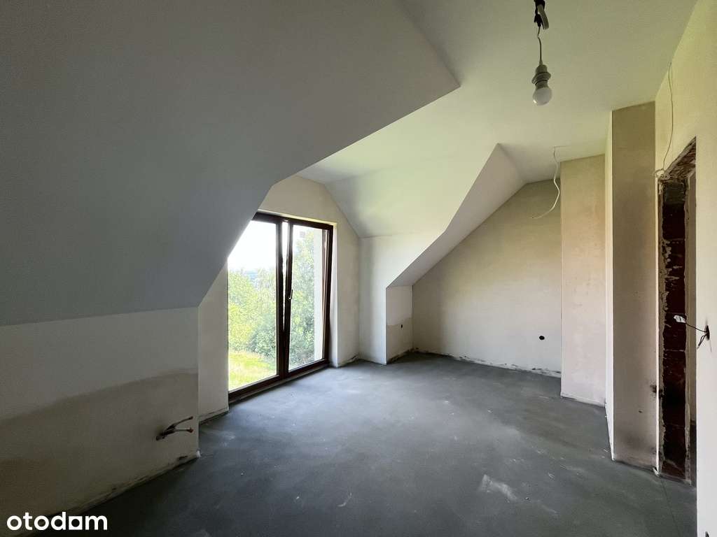 Przestronny dom na widokowej działce, garaż x 2-10