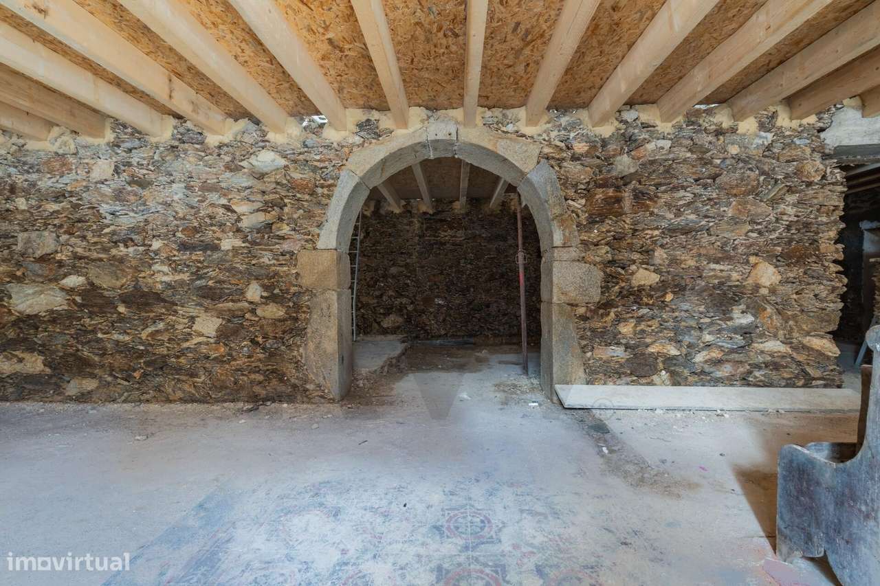 Palacete | Várias frações | PROJETO APROVADO| Vila Cucujães – OAZ!-8