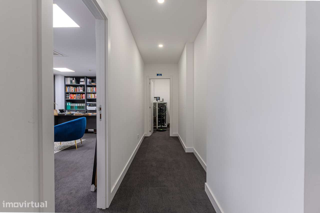 Escritório à venda na Avenida da Liberdade, 38 - Grande imagem: 5/24