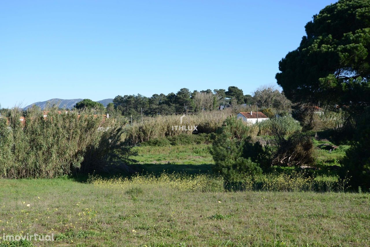 Terreno para construção de Moradia na aldeia da Maçã - Sesimbra