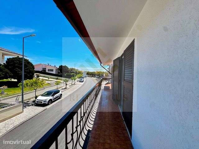 ​Moradia T3 Restaurada no Centro de Escapães-23