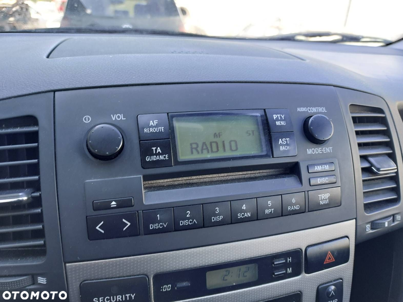 RADIO ODTWARZACZ TOYOTA COROLLA VERSO I - 2