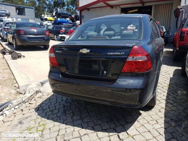 Chevrolet Aveo 2009 Sedan para peças - 2