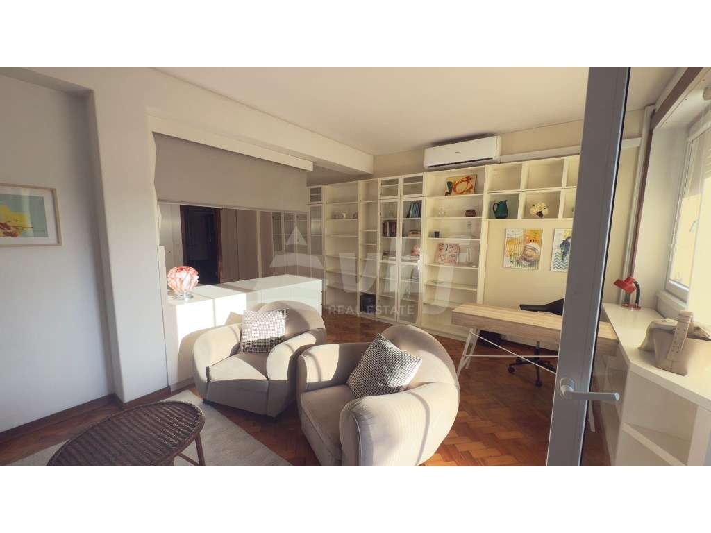 Espaçoso T1 mobilado, próximo das Universidades e do Hospital de Sã... - Grande imagem: 5/18