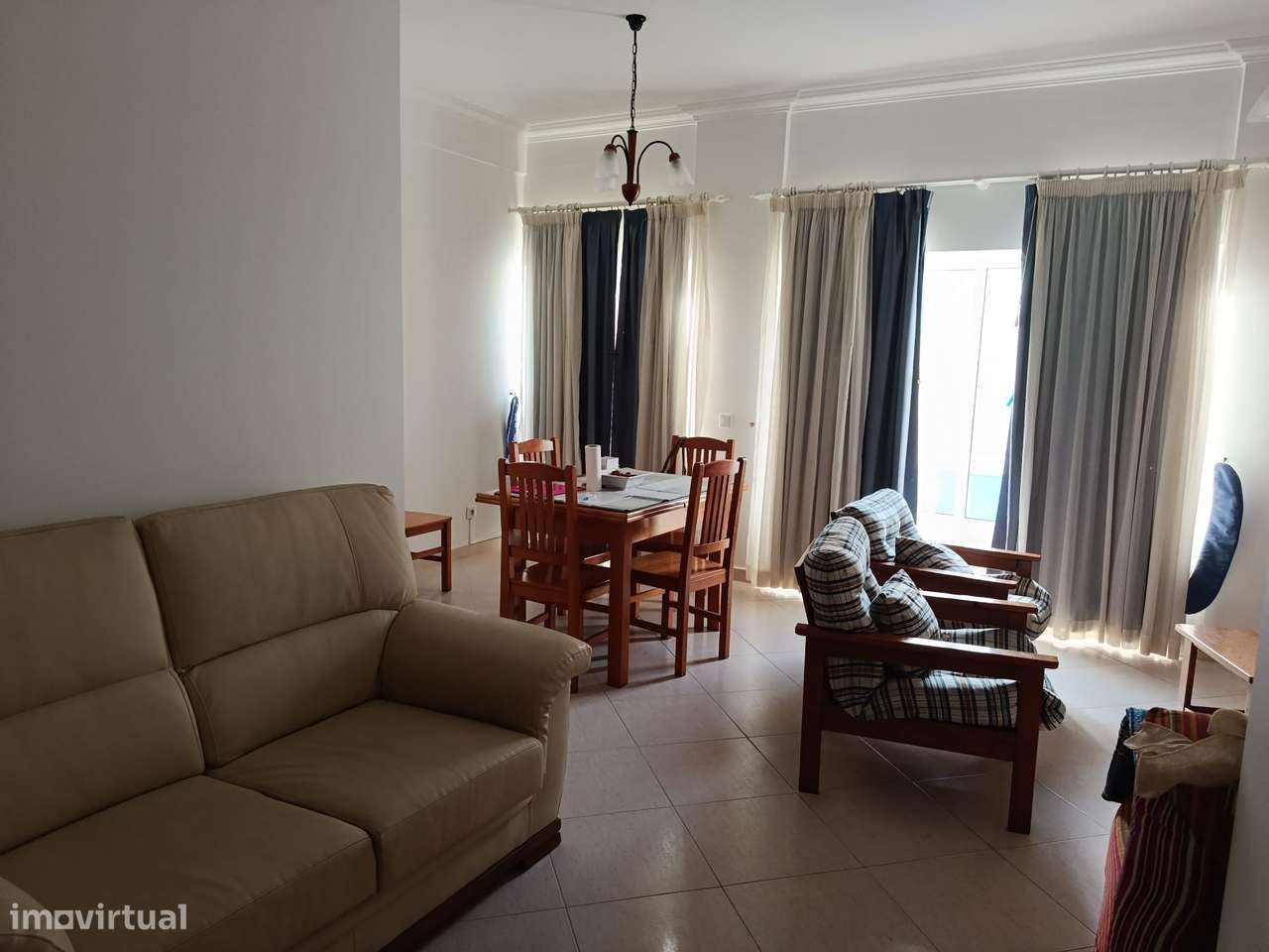 Apartamento T2 com 2 casas de banho em Quarteira-5