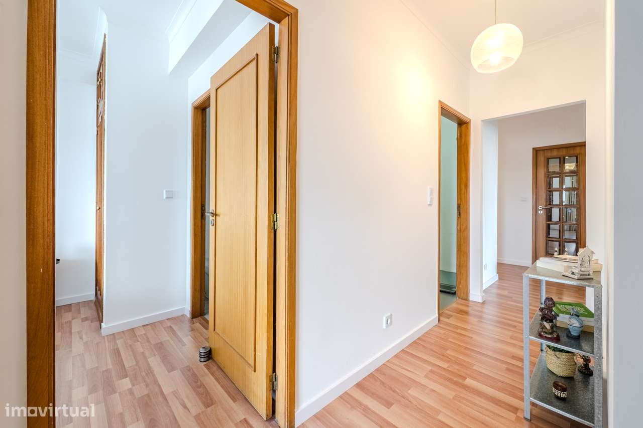 Apartamento à venda em Rua Luís Soares Barbosa 3, São Victor-9