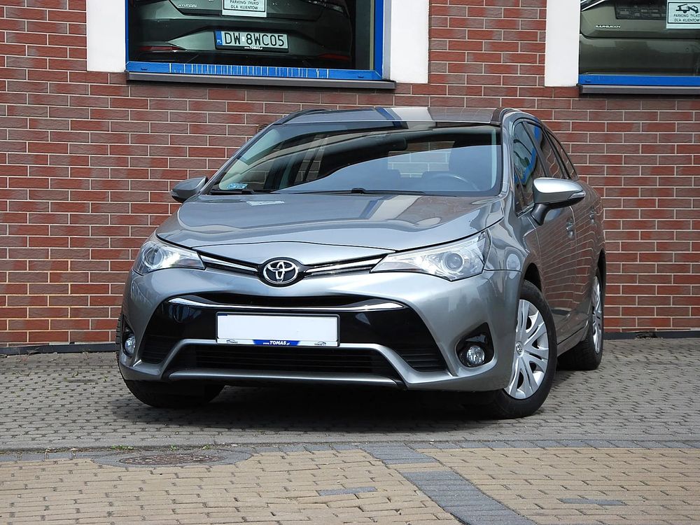 Toyota Avensis III (2009-) 1.8 Active 2018