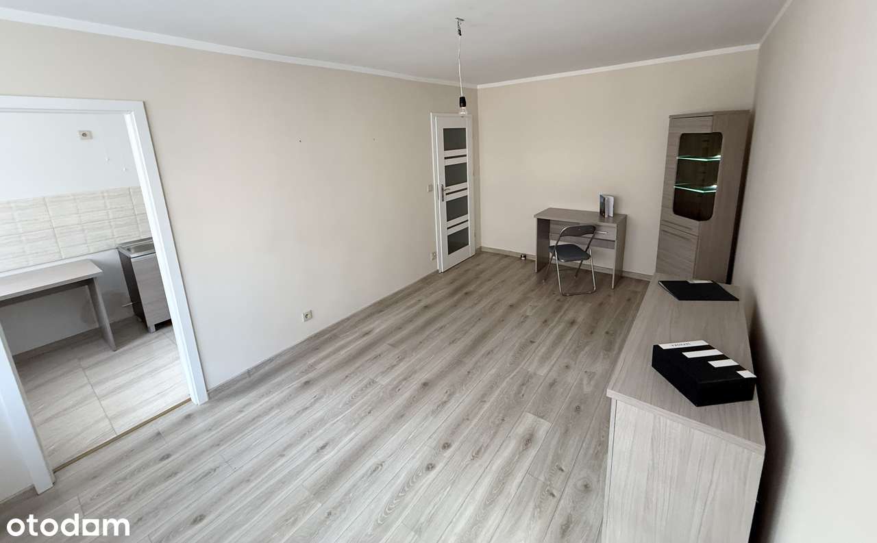 Do sprzedania mieszkanie, ścisłe centrum, niski czynsz - Pełny obrazek: 4/14