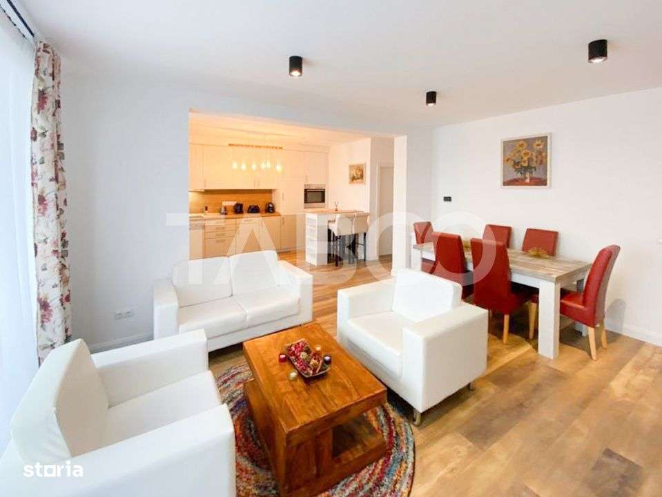 Casa cu 4 camere si vedere panoramica chiar la intrare In Cristian-2