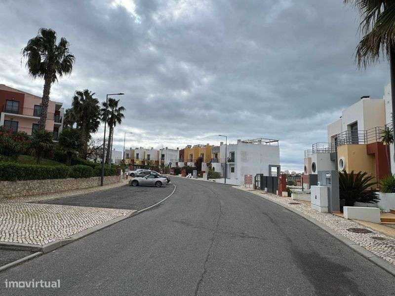 Moradia T4 com Piscina | Vista Rio Arade | Ferragudo - Grande imagem: 5/7