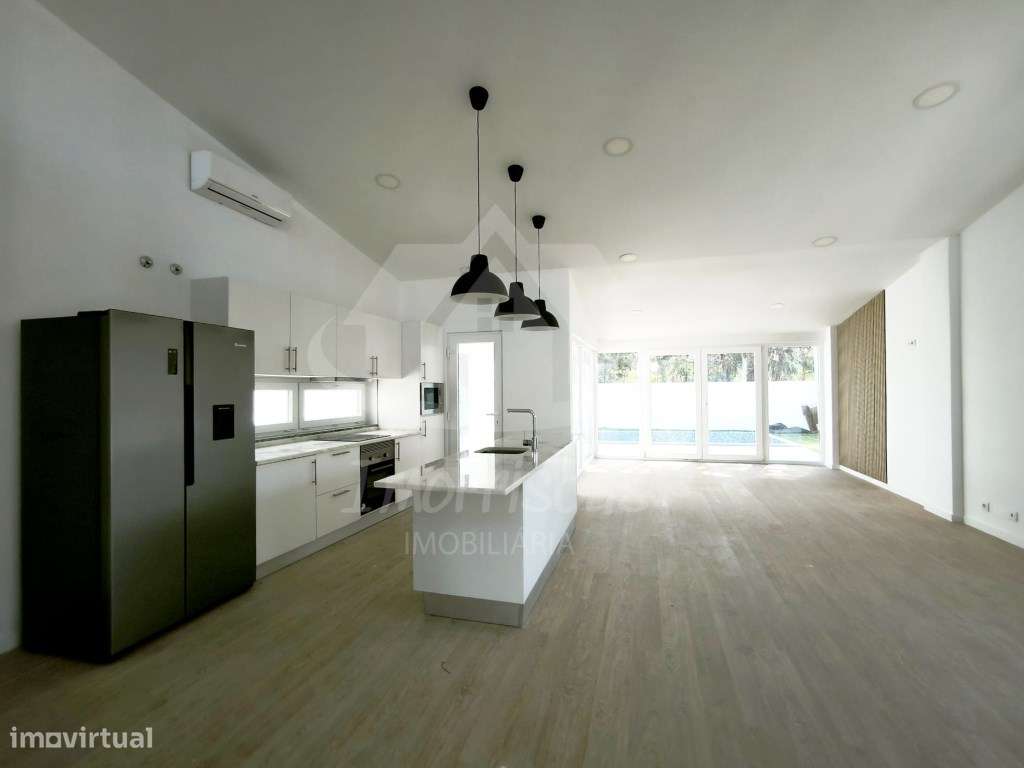 Moradia térrea V3 com piscina e excelente localização no Alto do Ín...-15