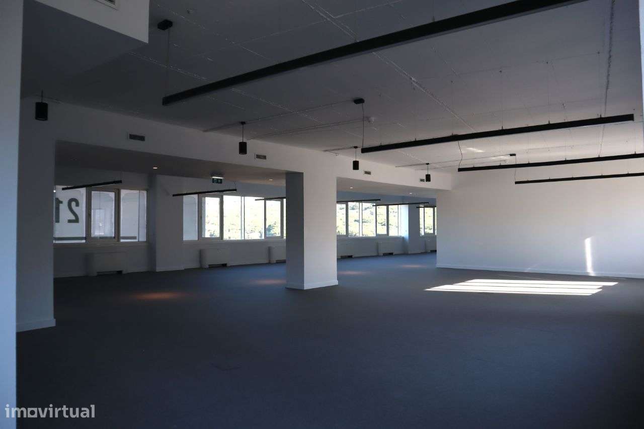 Arrendamento de escritórios na Rua Miguel Serrano, 9 - Grande imagem: 5/8