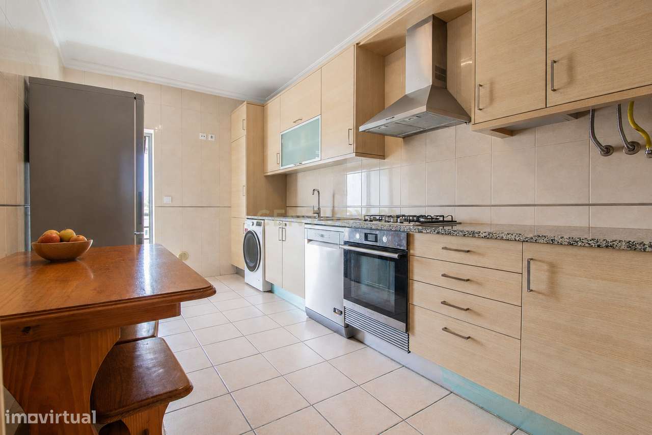 Apartamento T3 com garagem dupla na Estrada de Mira – Figueira da Foz-7