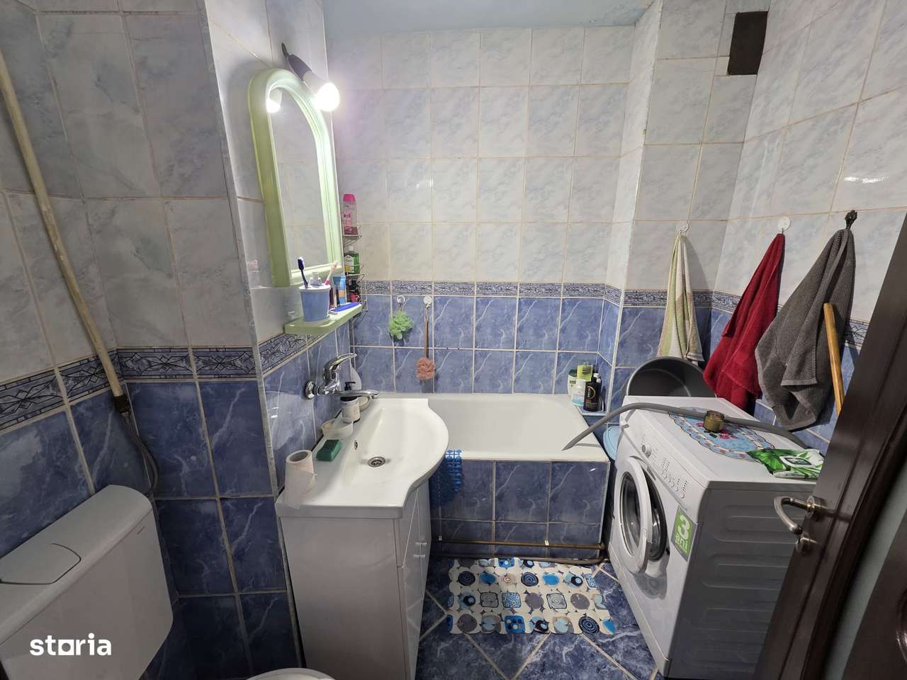 Apartament cu 2 camere cu balcon situat pe str Cutezantei.-5