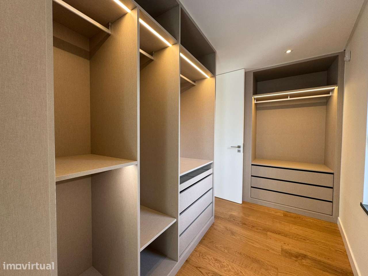 Apartamento T3 c/ vista rio-17