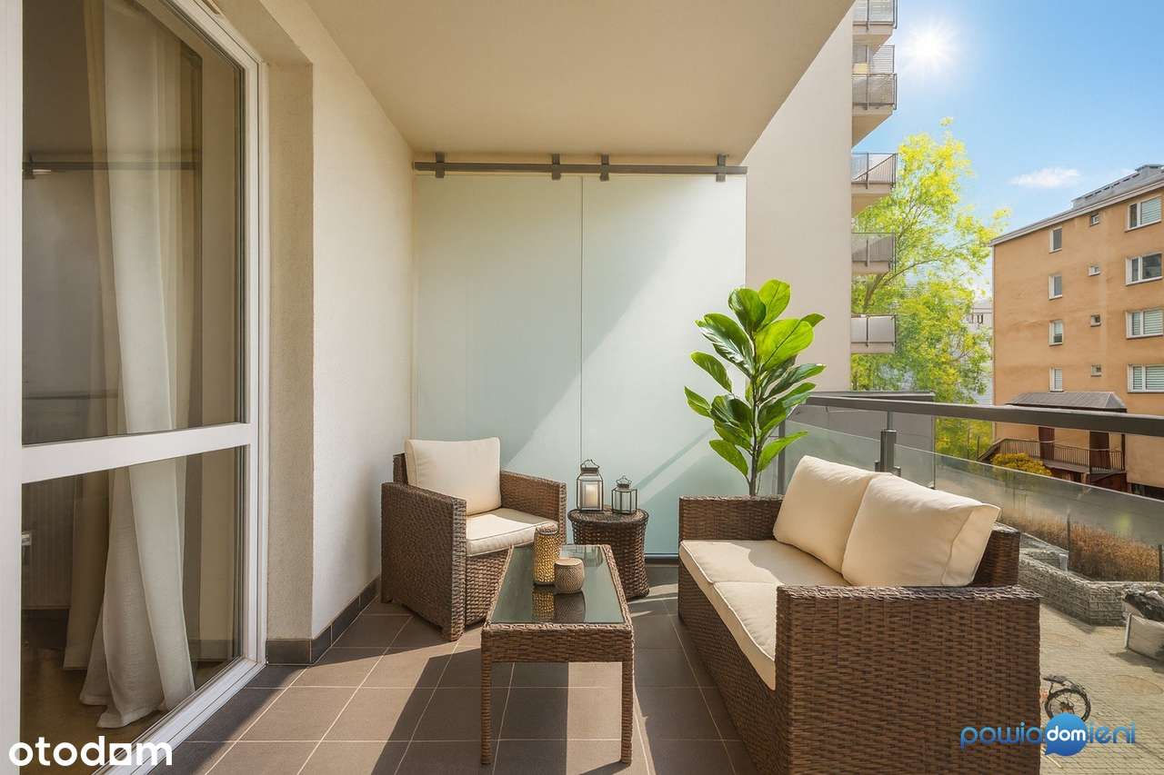 Przestronne mieszkanie z dużą loggią przy Metrze Szwedzka-1