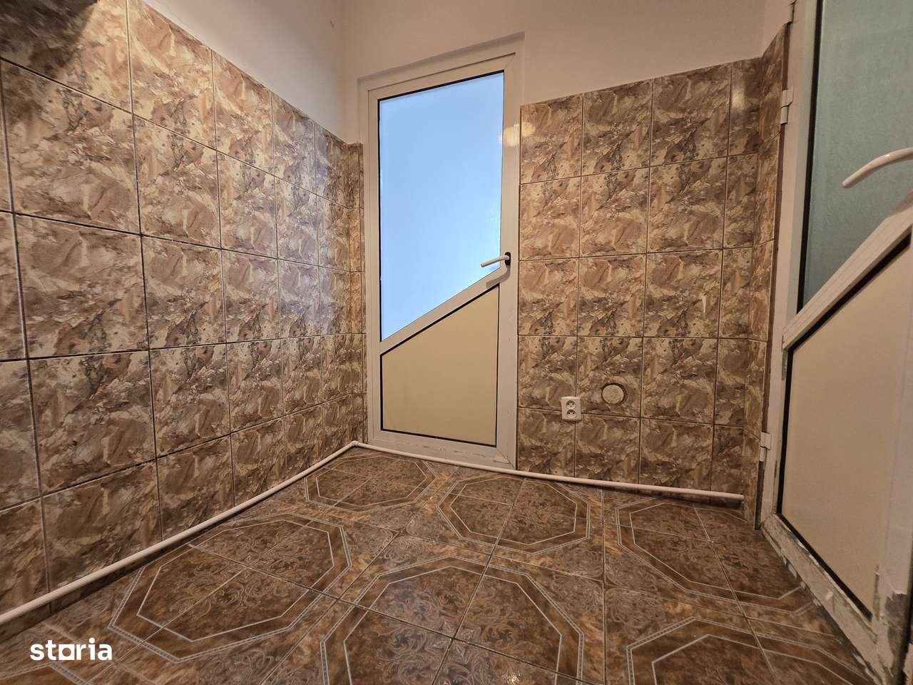 CET - Garsoniera | piata Cet | libera | etaj 3-8