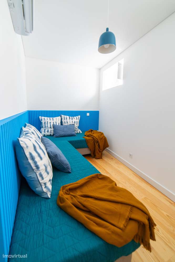 Apartamento T2 à venda no Largo Conde-Barão-25