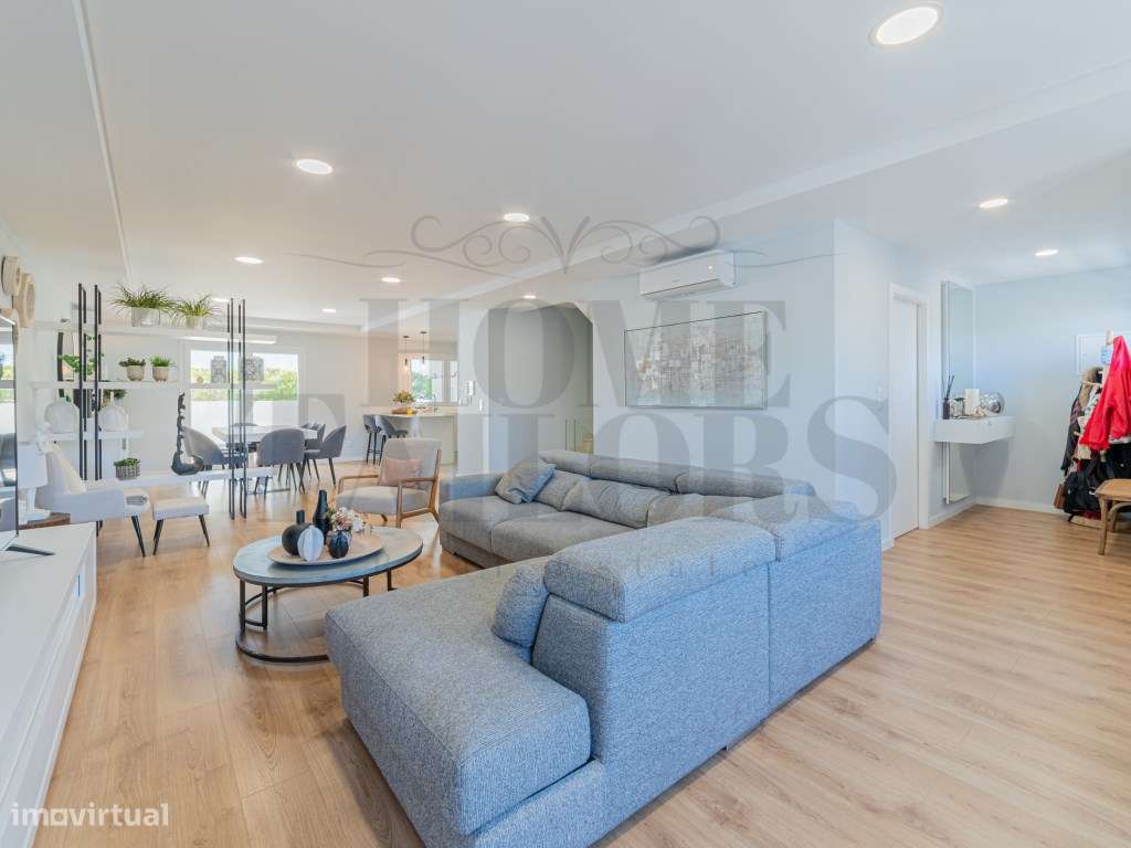 Moradia T3 em Caneças, com excelente jardim e garagem - Grande imagem: 4/29