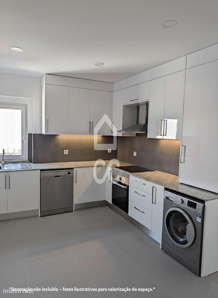 Apartamento, 105,89 m², Abrantes (São Vicente e São João) e Alferrarede - Grande imagem: 4/26