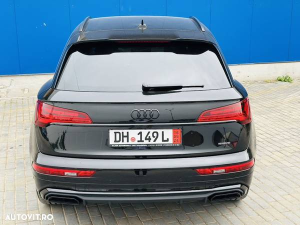 Audi Q5 55 TFSIe Sportback quattro S tronic S line - 4