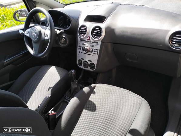 Opel Corsa 1.3 CDTI DPF Color Edition - 3