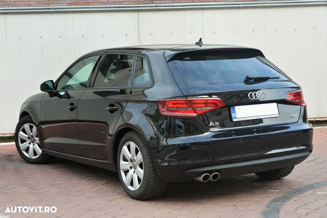 Audi A3 2.0 TDI Stronic Attraction - 5