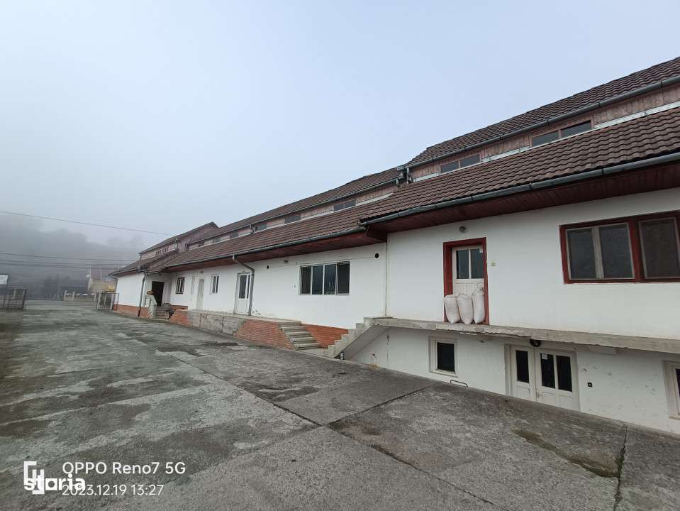 SPAŢIU COMERCIAL DE VANZARE - RESTAURANT + SPAŢII DE PRODUCŢIE - Imagine principală: 5/9