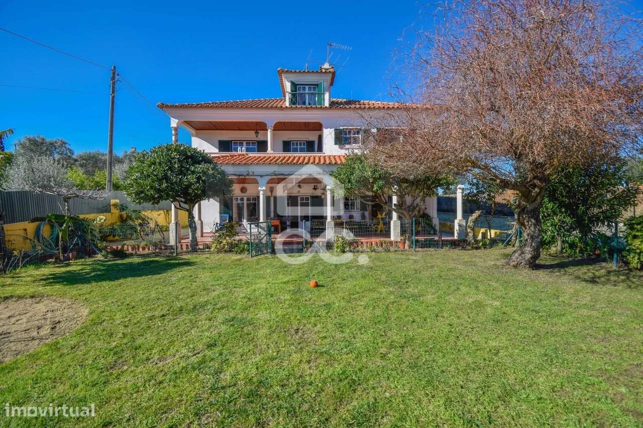 Moradia T7 na Barragem de Castelo de Bode - Grande imagem: 2/36