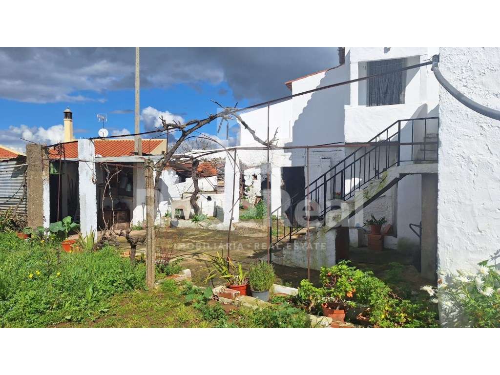 Moradia T2 tipica Algarvia com vista campo-21