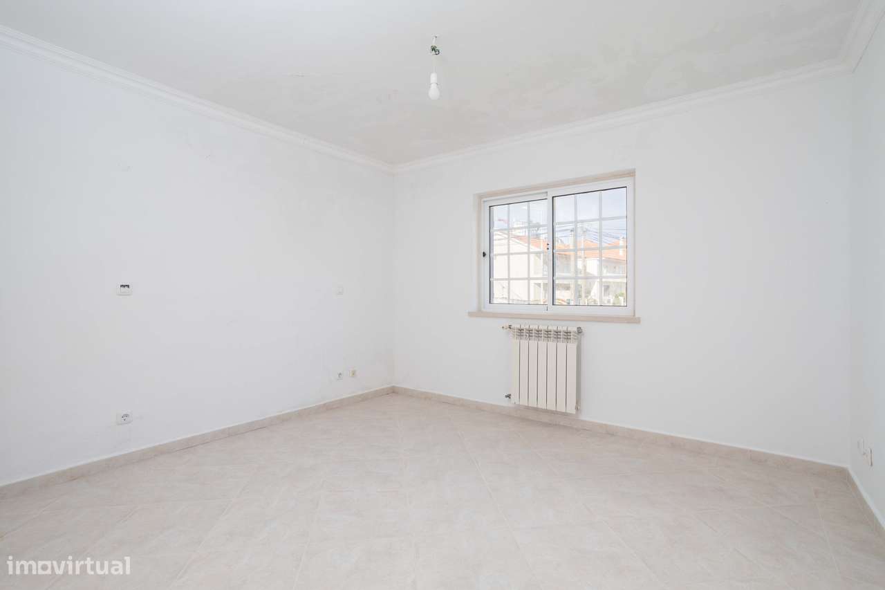 Albarraque - Moradia Isolada com Varandas, Vistas Desafogadas e Amplo - Grande imagem: 4/42