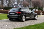 Audi A3 2.0 TDI Sportback DPF S tronic Attraction - 5