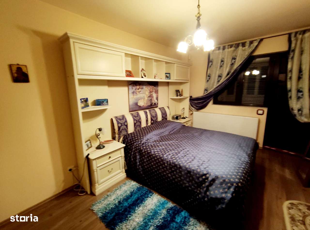 Vila P+1+M zona Militari - Pacii - str. Paralutelor  2007 tip duplex - Imagine principală: 5/20