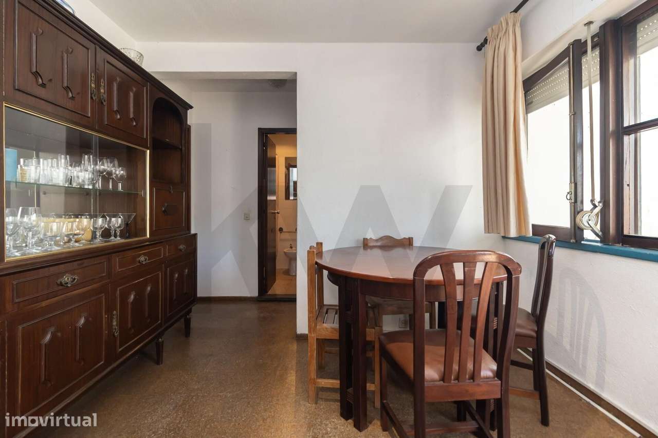 Apartamento T3 na Fonte da Prata – Excelente Oportunidade de Mercado,-17